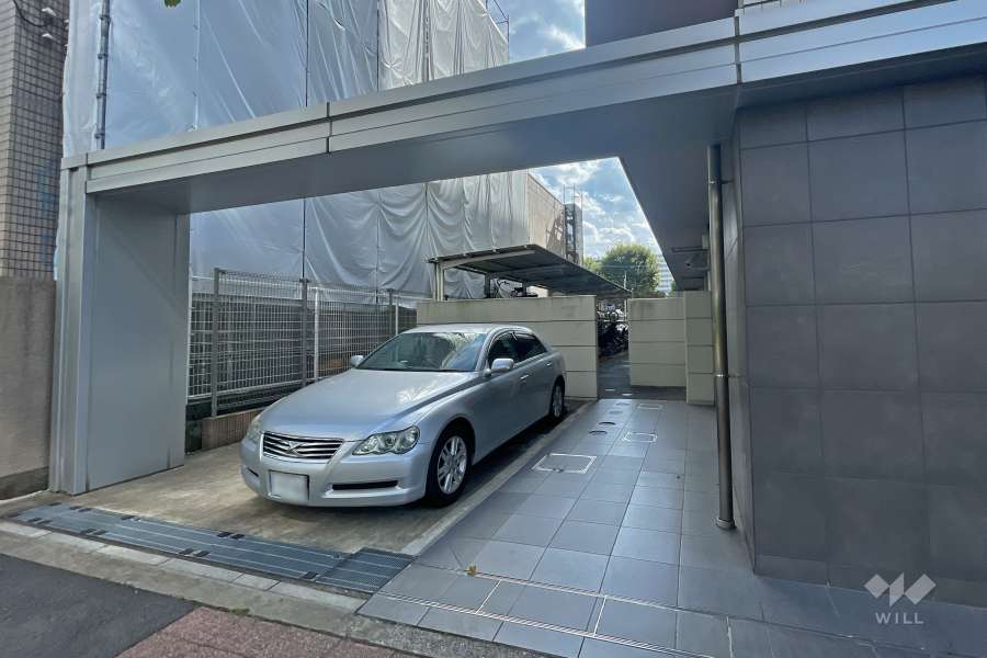 敷地内駐車場（屋外平面式）