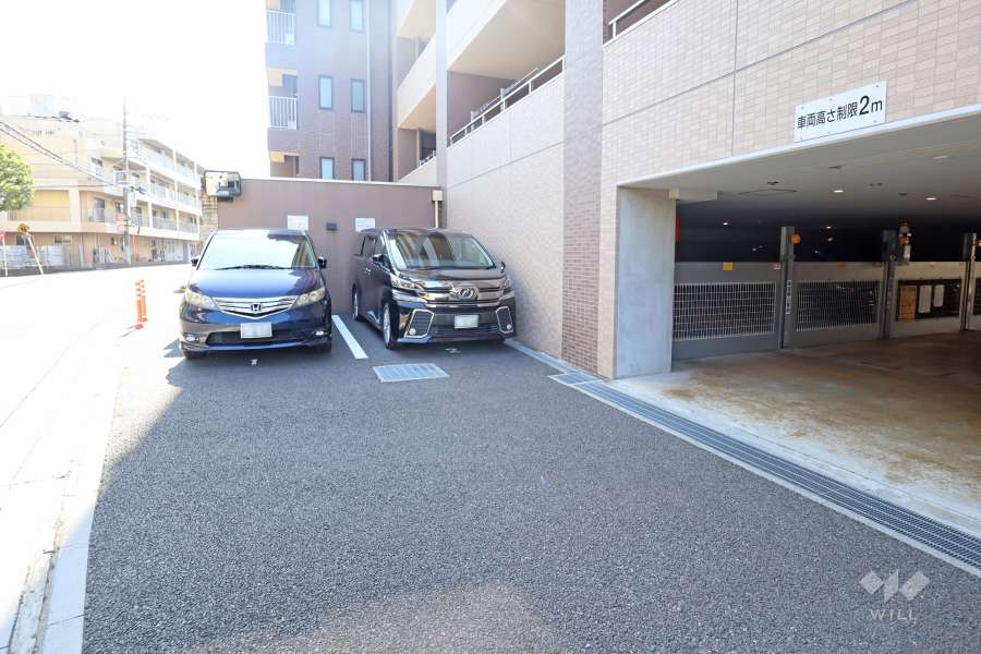 敷地内駐車場（屋外平面式）　