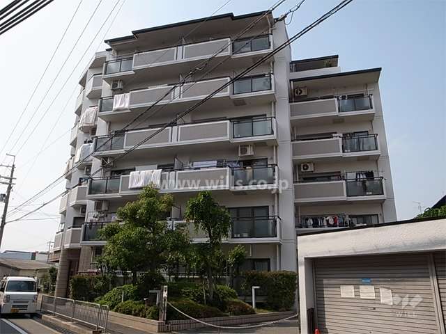 シャルマンコーポ石橋の外観（南側から）