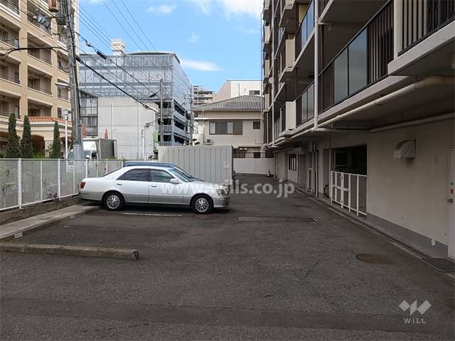 敷地内駐車場