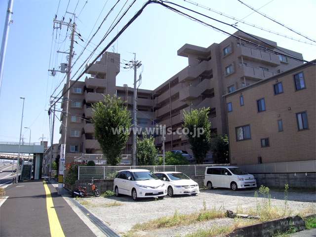 ファミール池田石橋の外観（北西側から）