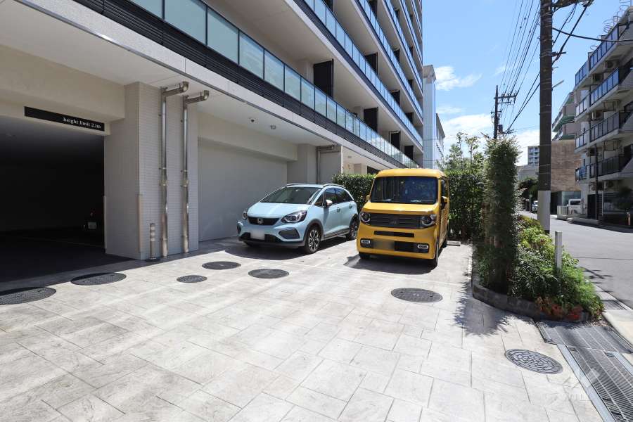 敷地内駐車場（屋外平面式）