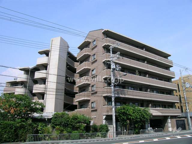 ライオンズマンション池田水月公園の外観（南西側から）