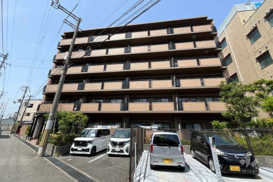 コンドミニアム石橋の外観（南側から）