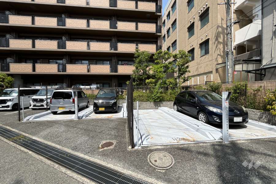敷地内駐車場（屋外機械式）