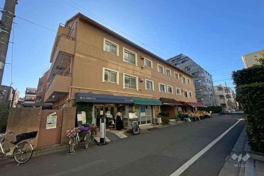 エルアルカサル尾久の外観（北東側から）