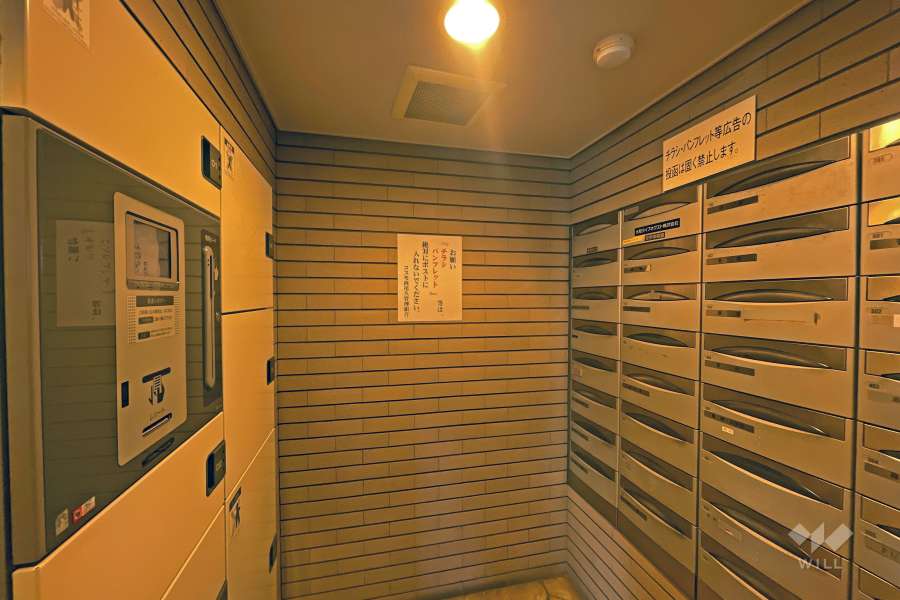 共用ポストと宅配ボックス