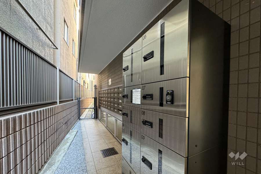 宅配ボックスと共用ポスト