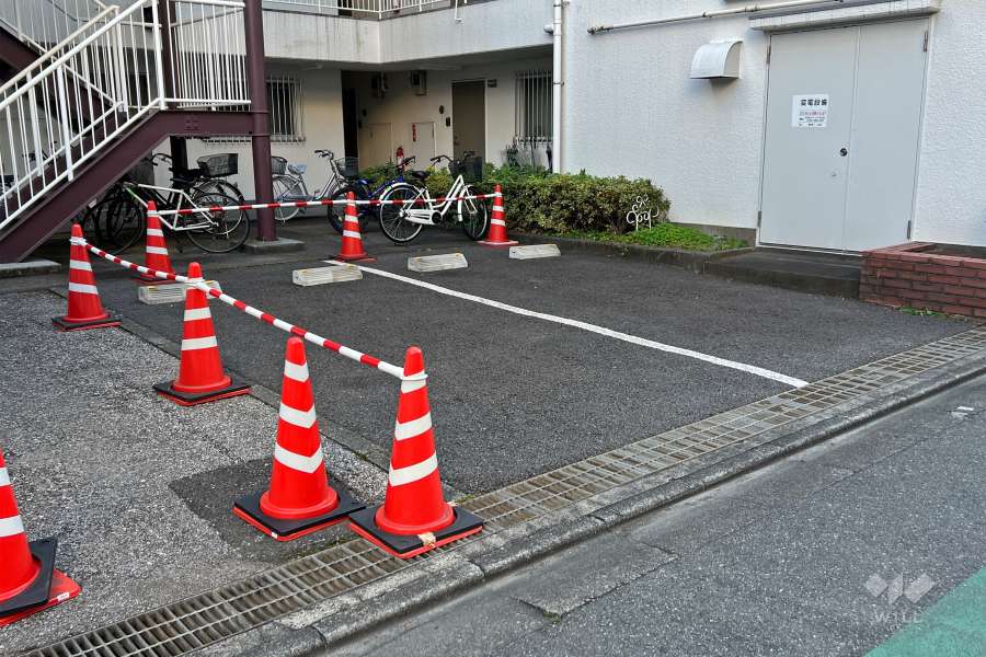 敷地内駐車場（屋外平面式）
