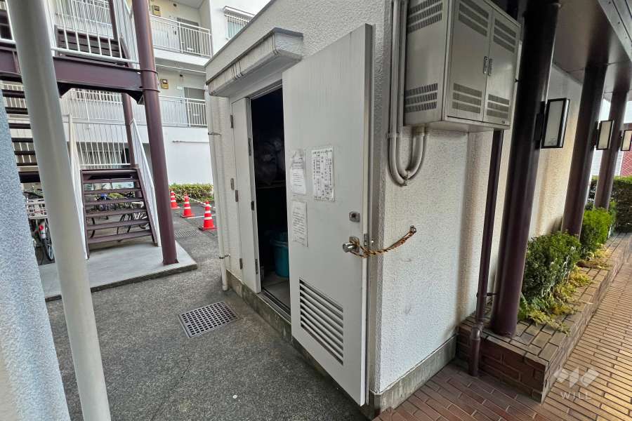 ゴミ置き場