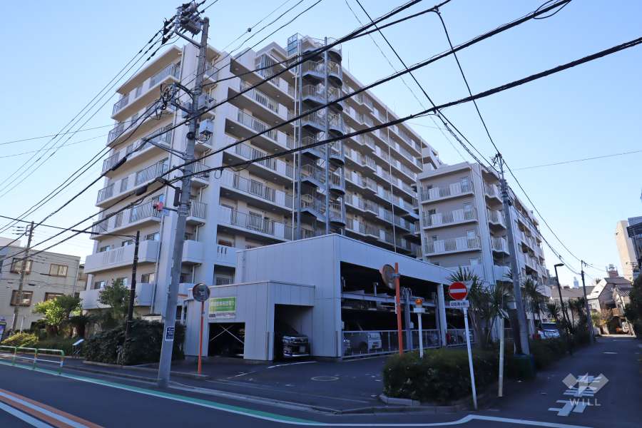 ライオンズガーデン町屋の外観(北西側から)