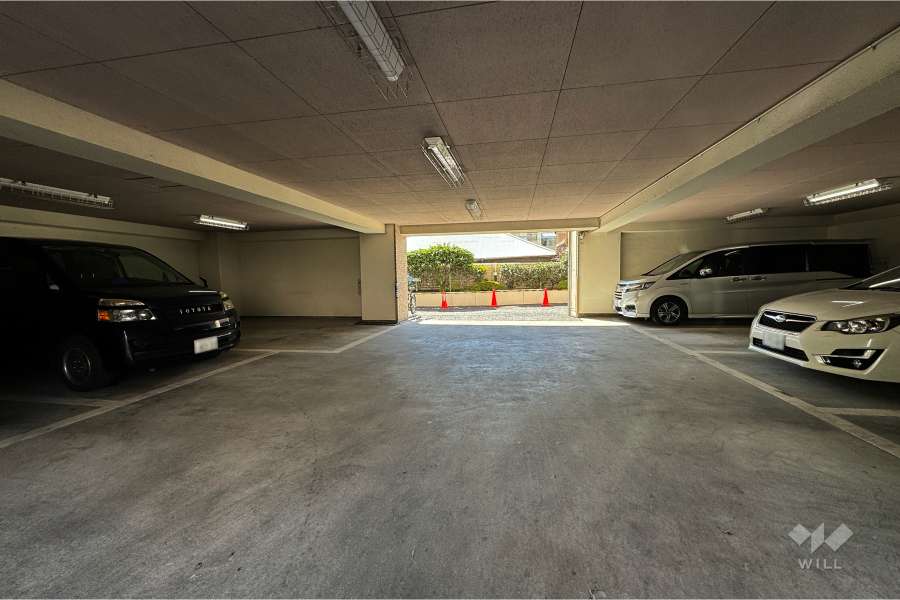 敷地内駐車場（屋内平面式）