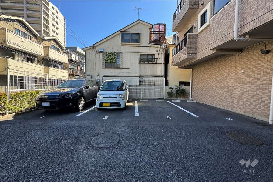 敷地内駐車場（屋外平面式）