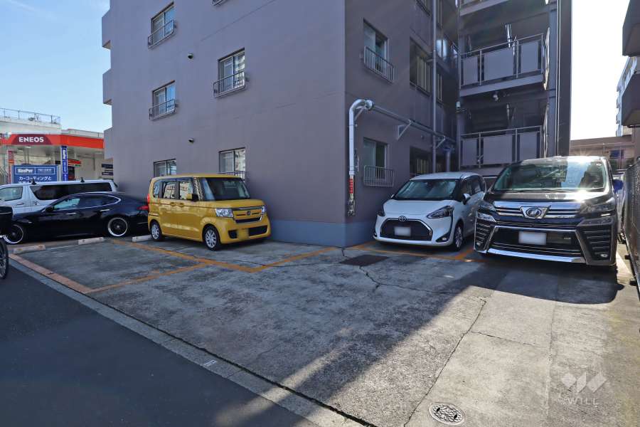 敷地内駐車場（屋外平面式）