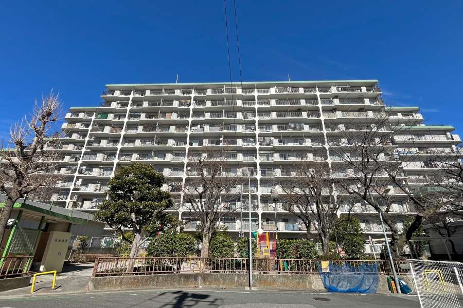 田端スカイハイツの外観（南側から）