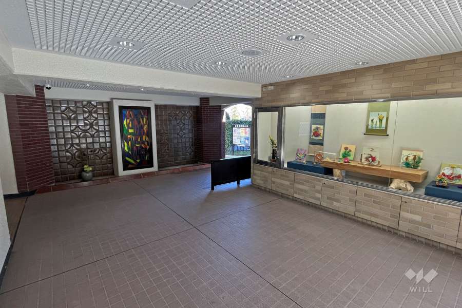 エントランスホール