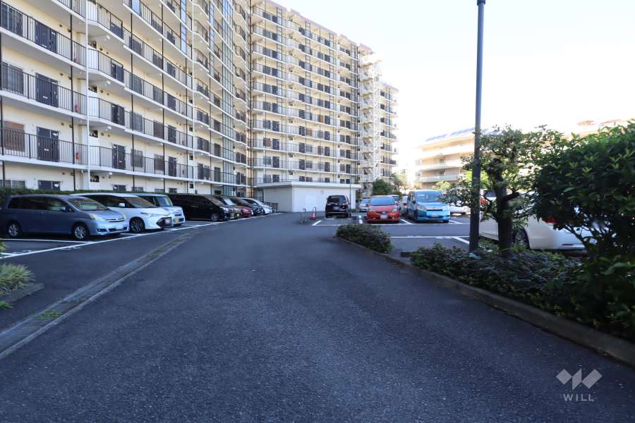 敷地内駐車場（屋外平面式）　
