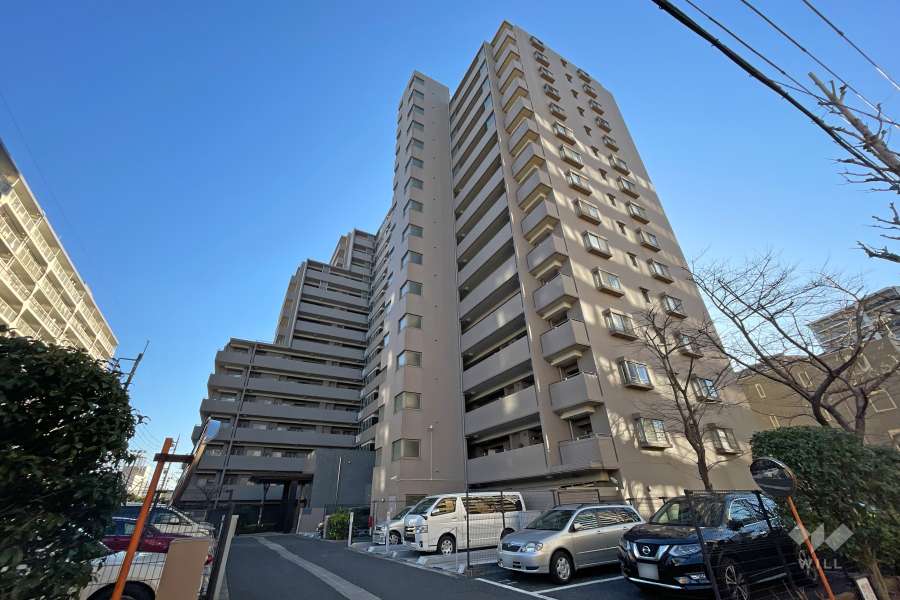 コスモシティ東京イーストの外観（北東側から）