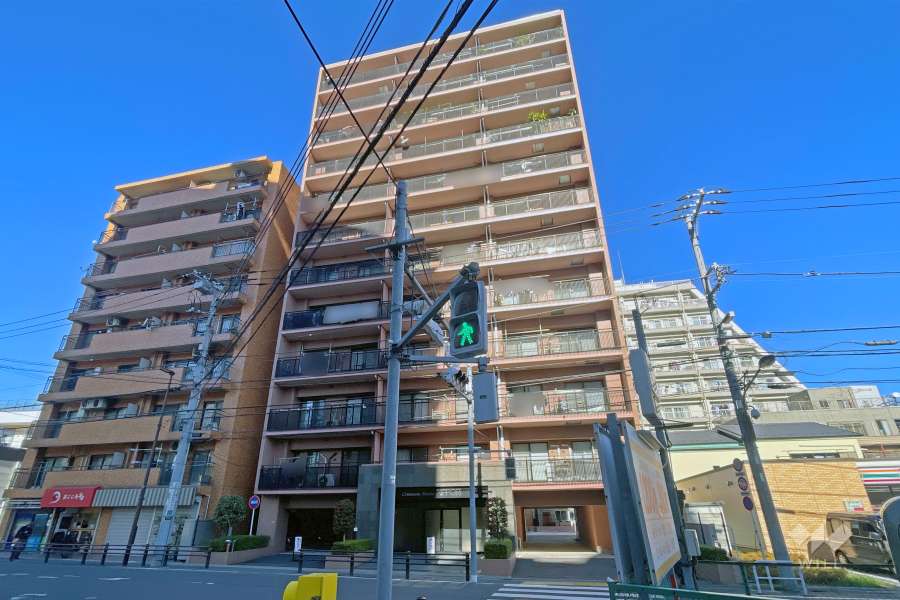 コスモフェスタ日暮里の外観（南東側から）