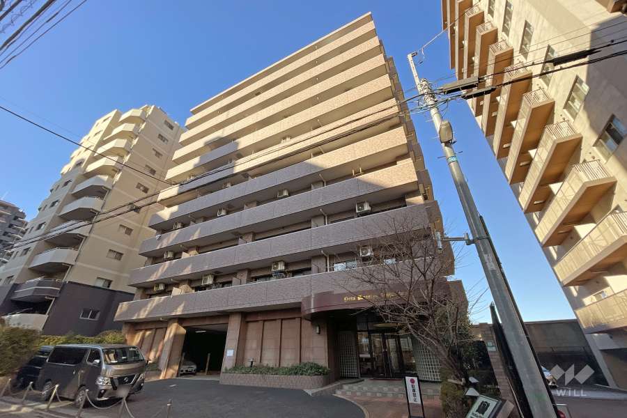 ライオンズマンション千住大橋の外観（南東側から）