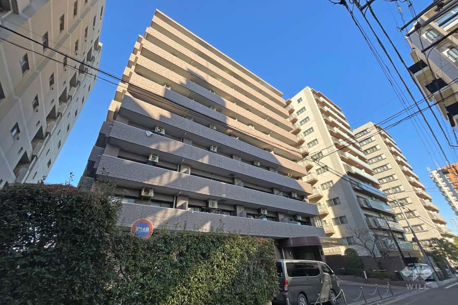 ライオンズマンション千住大橋の外観（南西側から）