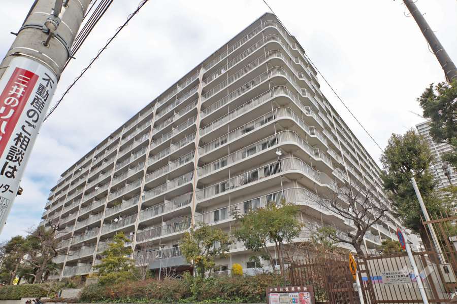 南千住スカイハイツの外観（南西側から）