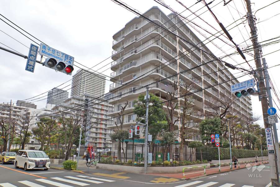南千住スカイハイツの外観（北西側から）