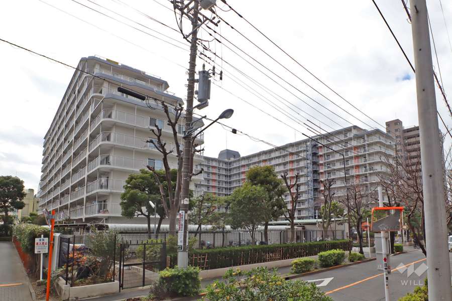 南千住スカイハイツの外観（北東側から）