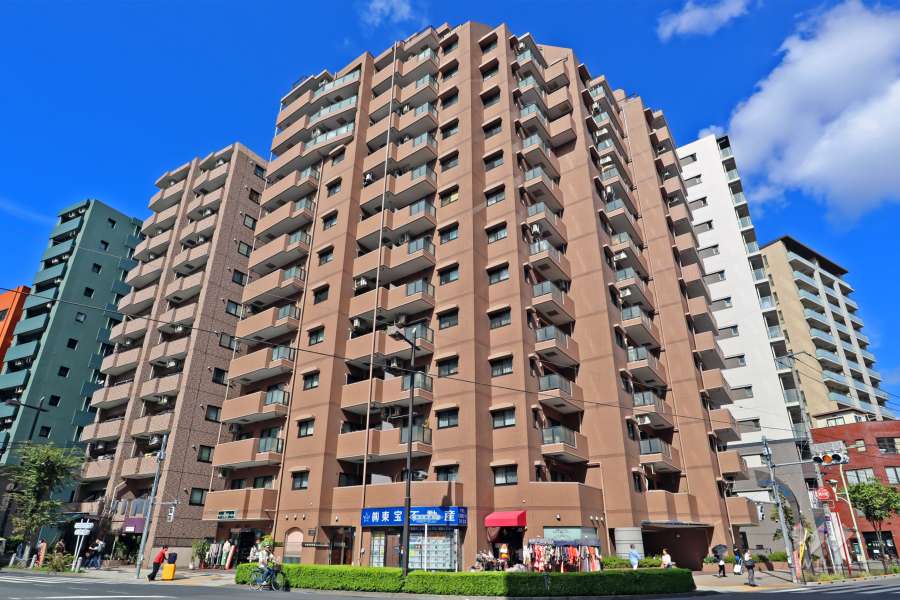 モリス日暮里駅前の外観(南西側から)