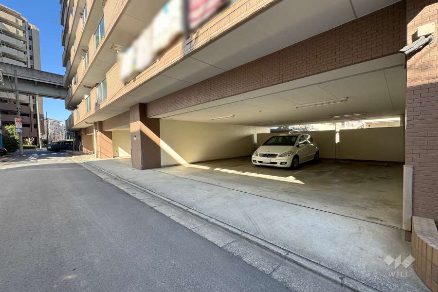 敷地内駐車場（屋内平面式）