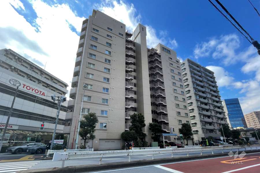 アルス三ノ輪の外観（北東側から）