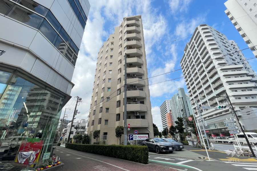 アルス三ノ輪の外観（東側から）