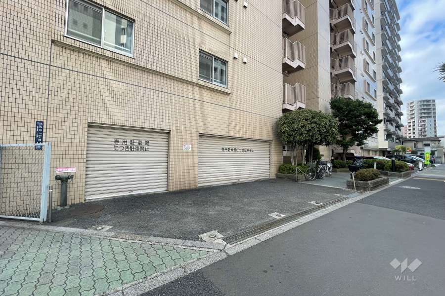 敷地内駐車場（屋内平面式）