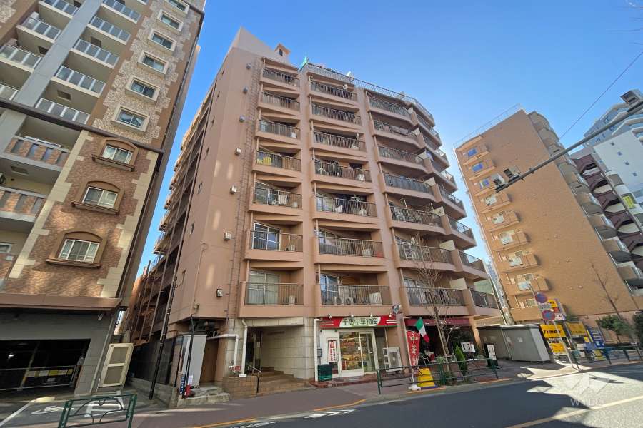 西日暮里サマリヤマンションの外観（北西側から）
