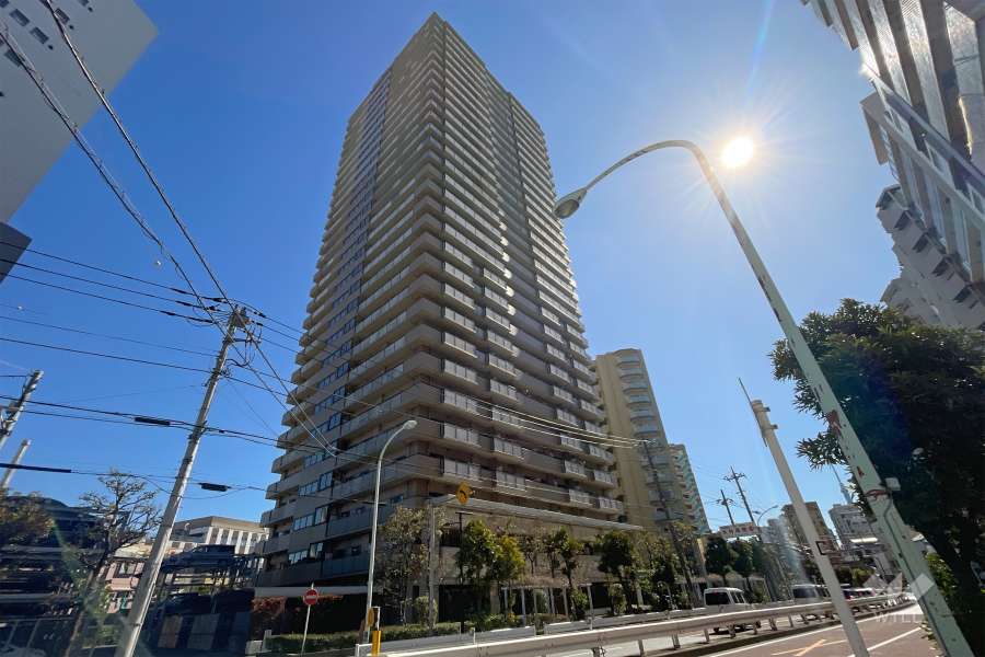 東京アルバタワーの外観（北西側から）