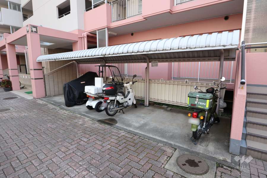 バイク置場