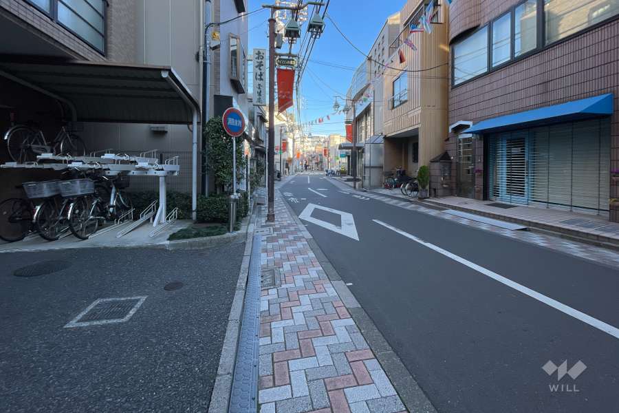 敷地南側の前面道路　