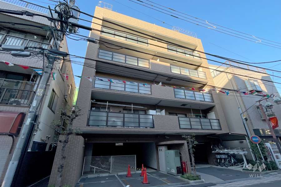 メイツ町屋の外観（南西側から）