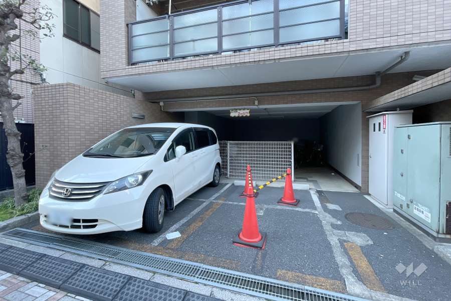 敷地内駐車場（屋外平面式）