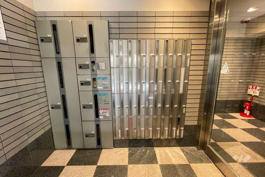 宅配ボックスと共用ポスト