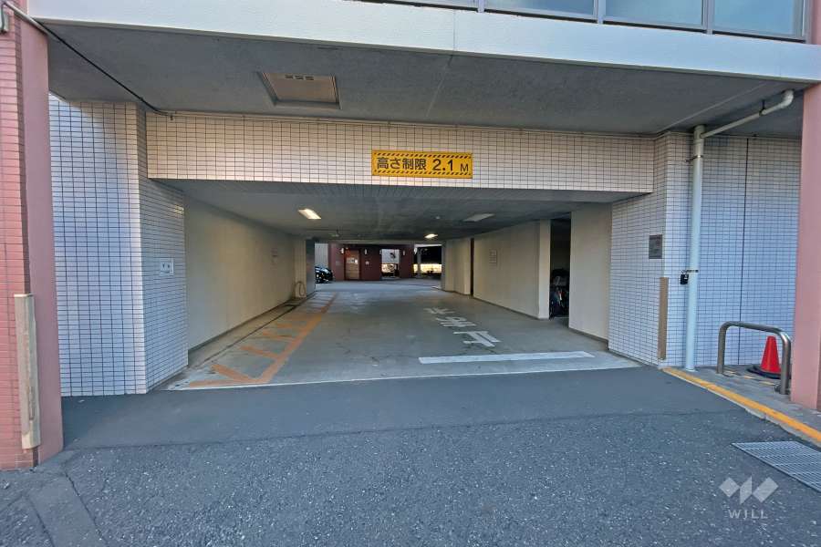 駐車場の出入り口　