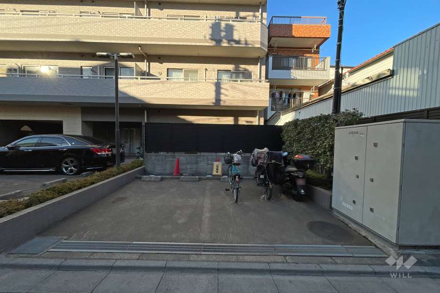敷地内駐車場（屋外平面式）