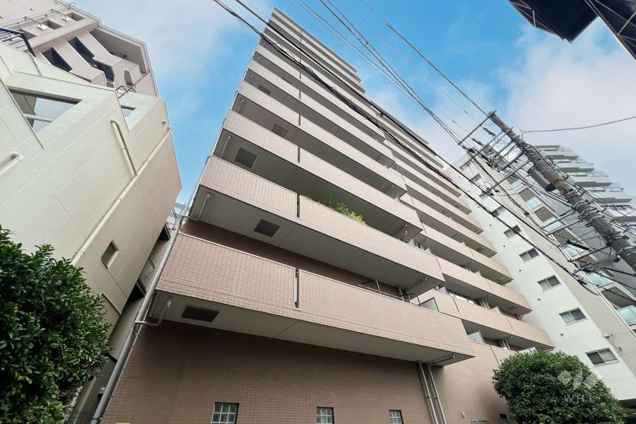 ジェイシティ西日暮里の外観（西側から）