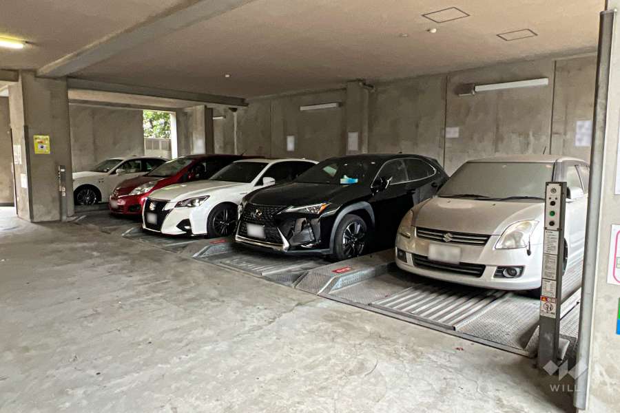 敷地内駐車場（屋内機械式）