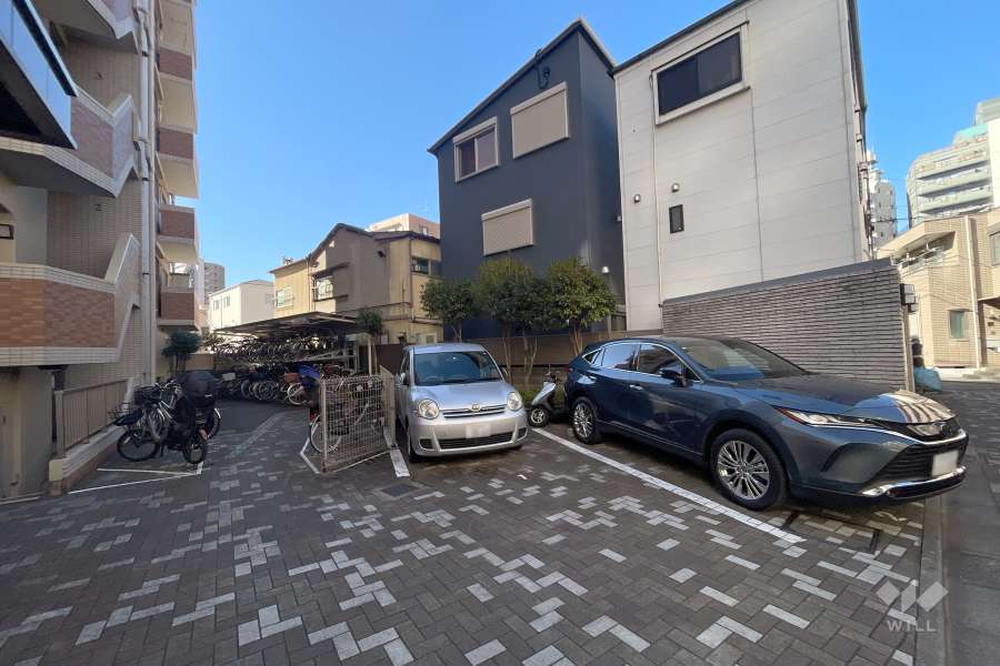 敷地内駐車場（屋外平面式）