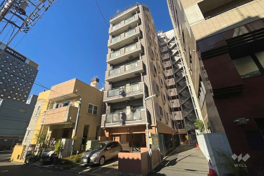 レジェンド日暮里２の外観（南東側から）