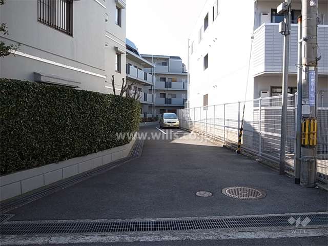 駐車場入り口