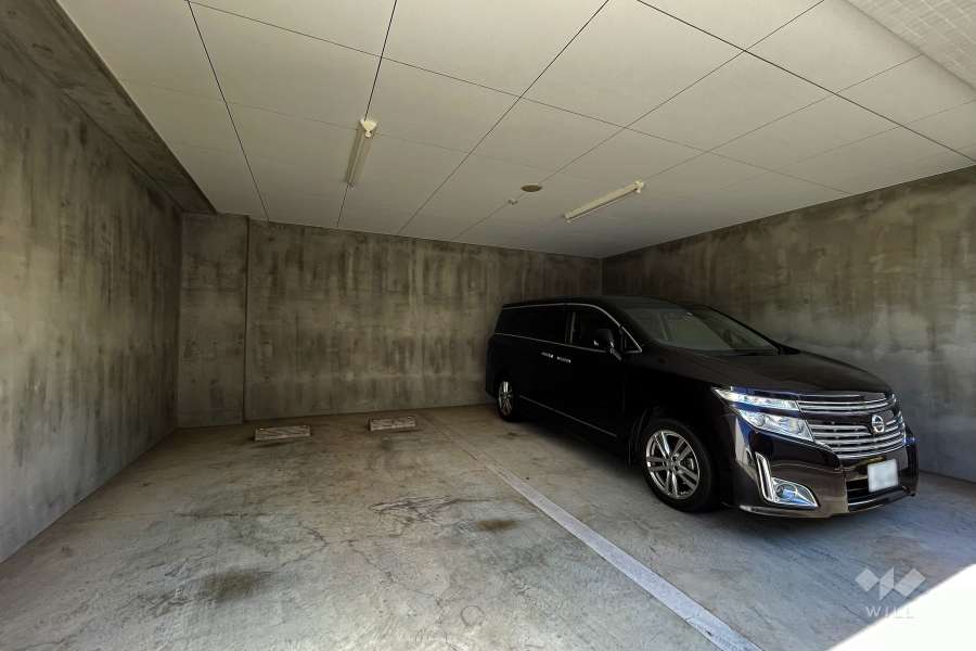 敷地内駐車場（屋内平面式）