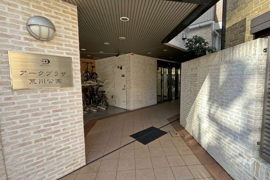 エントランス（銘板）