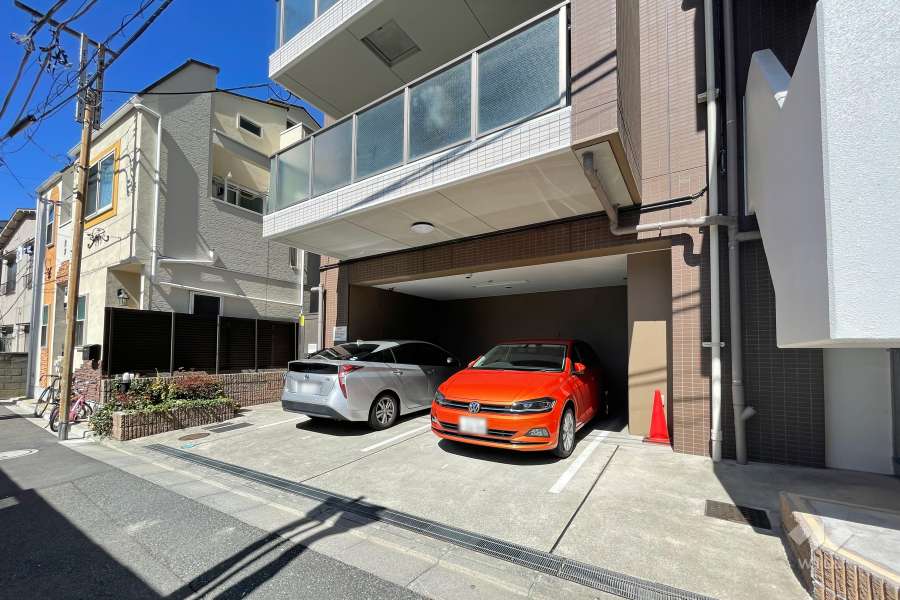 敷地内駐車場（屋内平面式）